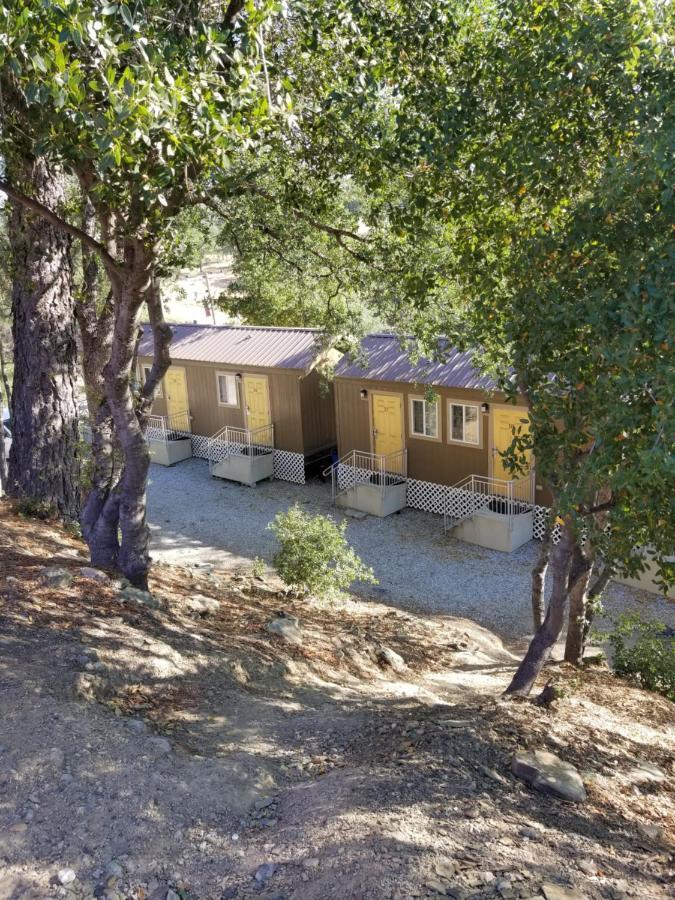 Yosemite Gold Country Lodge Coulterville Bagian luar foto