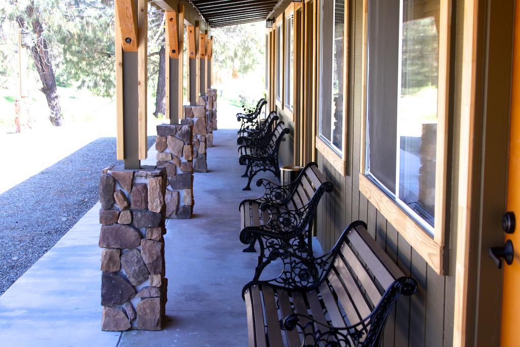 Yosemite Gold Country Lodge Coulterville Bagian luar foto