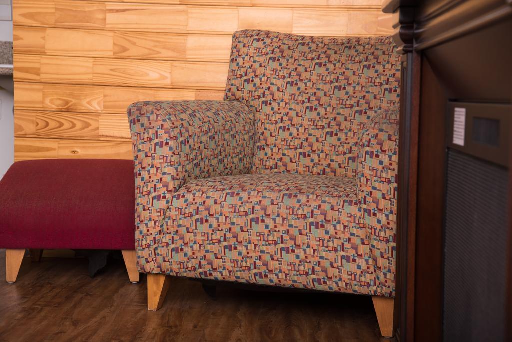 Yosemite Gold Country Lodge Coulterville Bagian luar foto