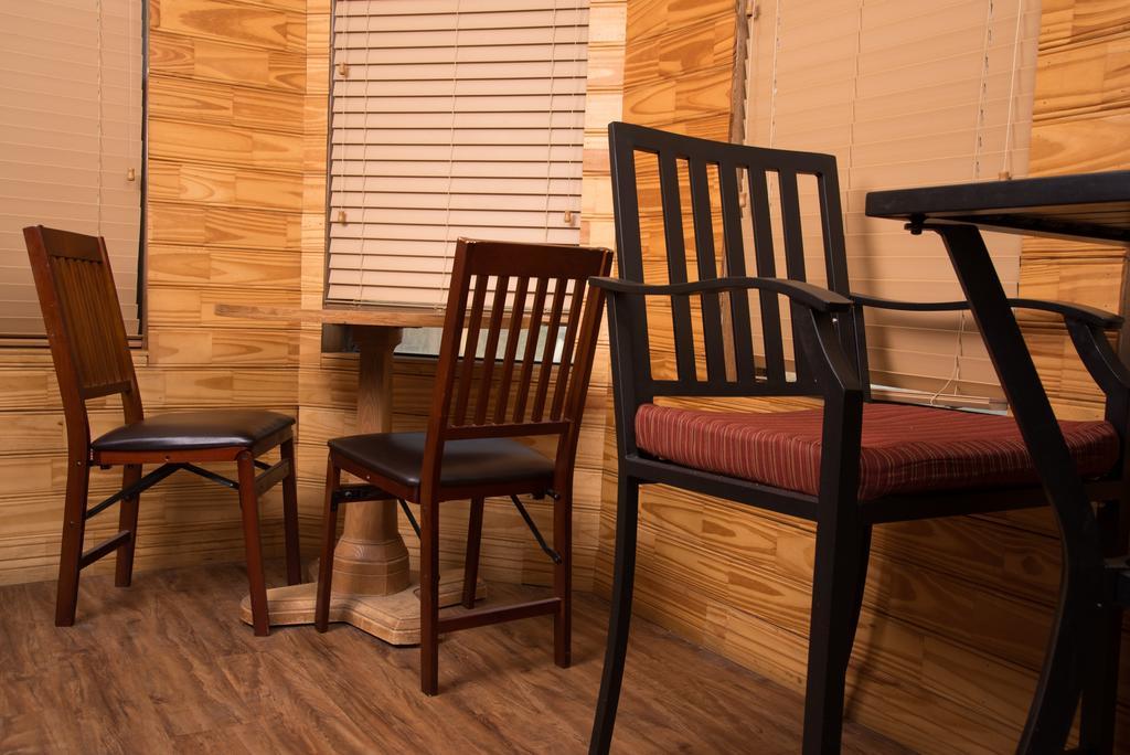 Yosemite Gold Country Lodge Coulterville Bagian luar foto