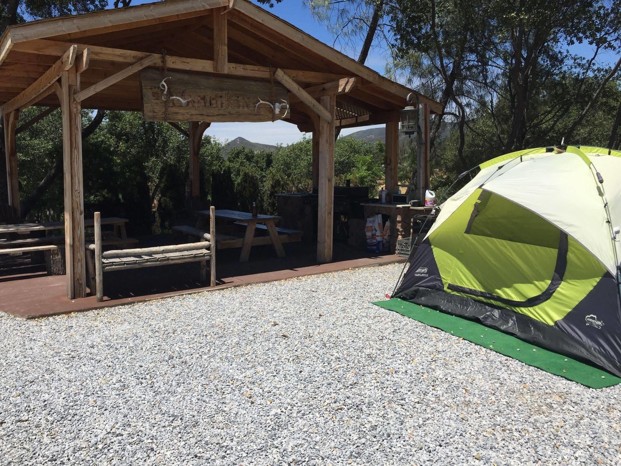 Yosemite Gold Country Lodge Coulterville Bagian luar foto