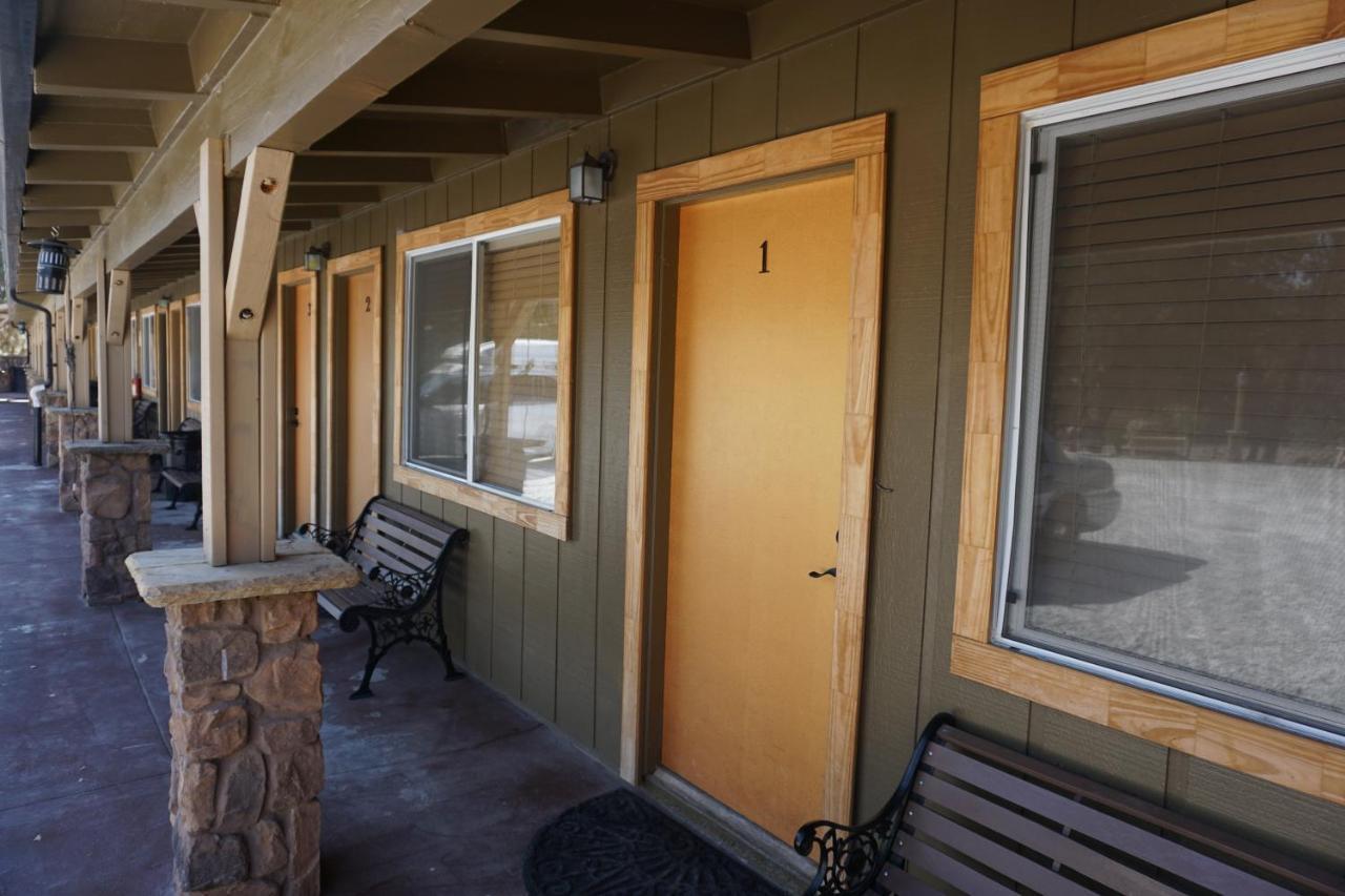 Yosemite Gold Country Lodge Coulterville Bagian luar foto