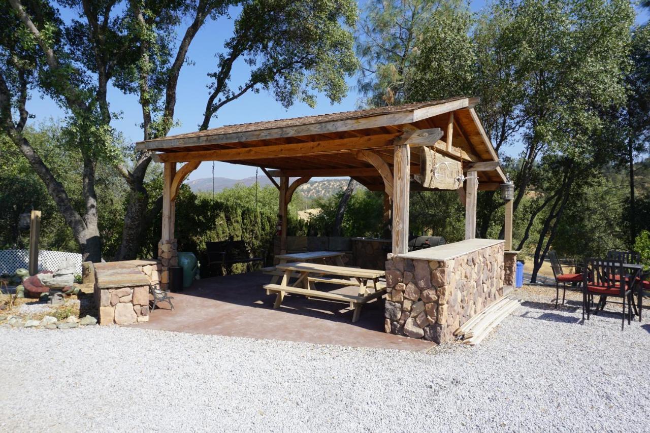 Yosemite Gold Country Lodge Coulterville Bagian luar foto